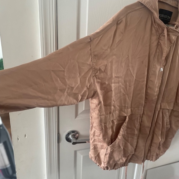 Women's Jacket - Picture 7 of 11